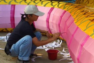 The Final ornamenting. -Chinese Lantern Craft The Final ornamenting. -Chinese Lantern Craft